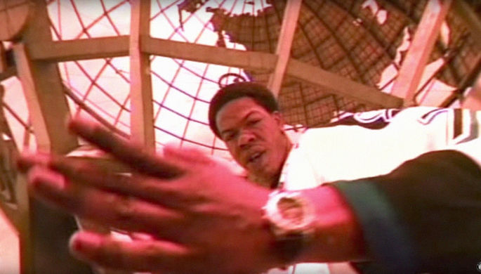 Кадр из клипа Craig Mack — «Flava In Ya Ear» (1994)