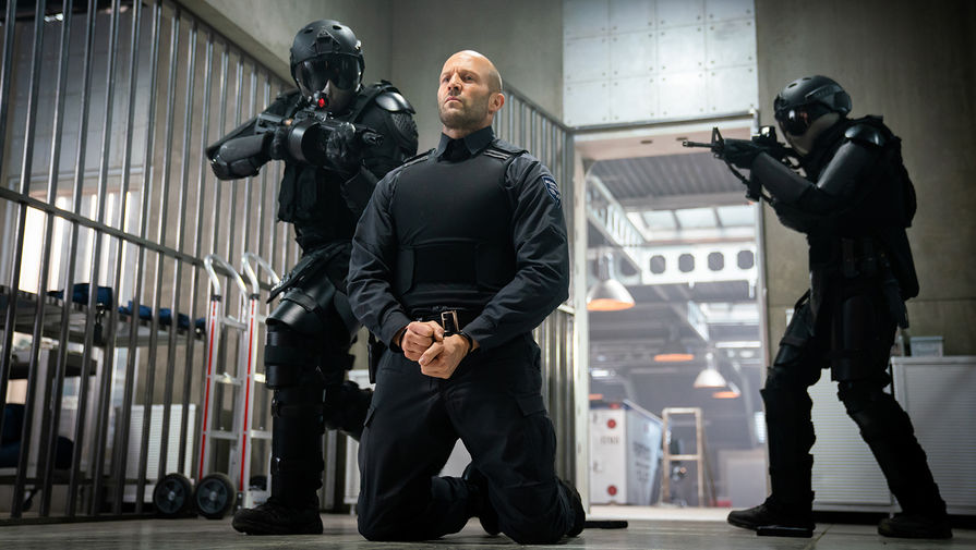 Кадр из фильма «Гнев человеческий» (2021)