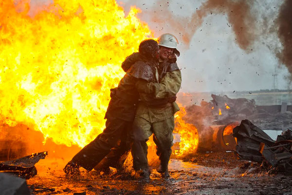 Кадр из фильма «Чернобыль» (2021)