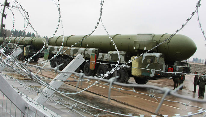 МБР «Тополь» на репетиции военного парада на полигоне «Алабино»