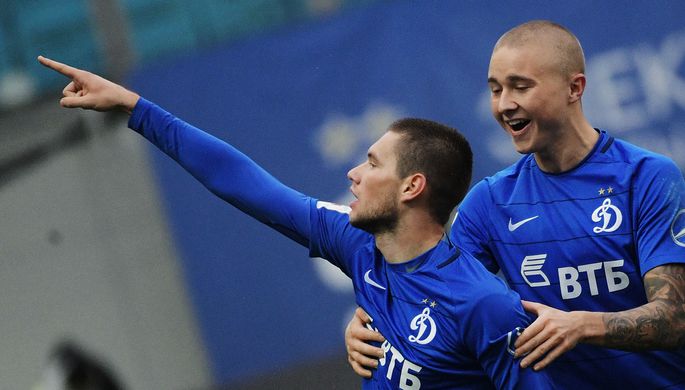 Московское «Динамо» играет с «Тосно» в 15-м туре РФПЛ