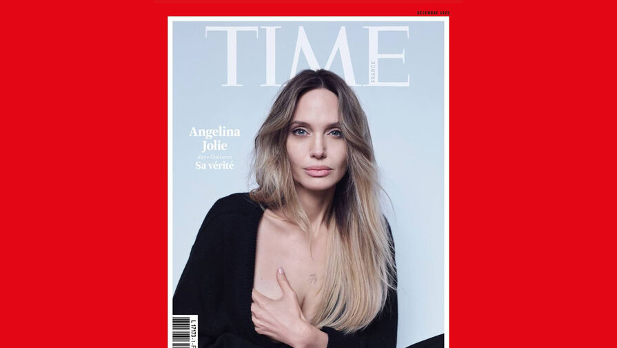 Актриса Анджелина Джоли снялась со шрамами от мастэктомии