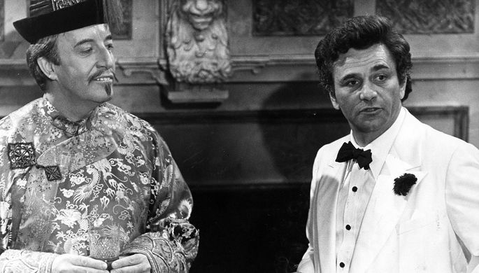 Питер Селлерс и Питер Фальк в фильме «Ужин с убийством» (1976)