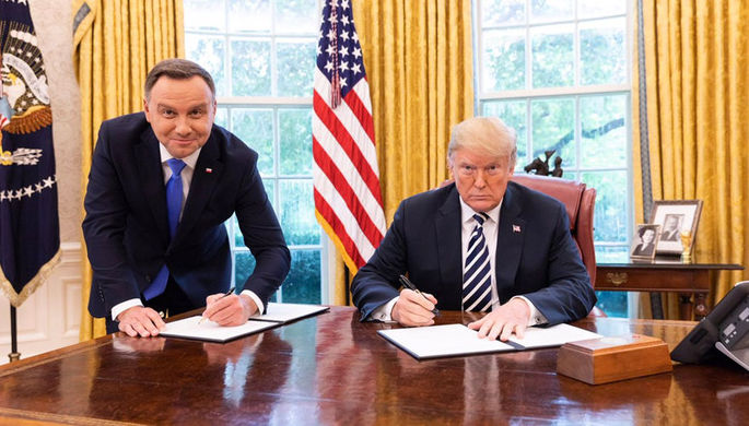 Президент Польши Анджей Дуда и президент США Дональд Трамп в белом доме, 19 сентября 2018 года