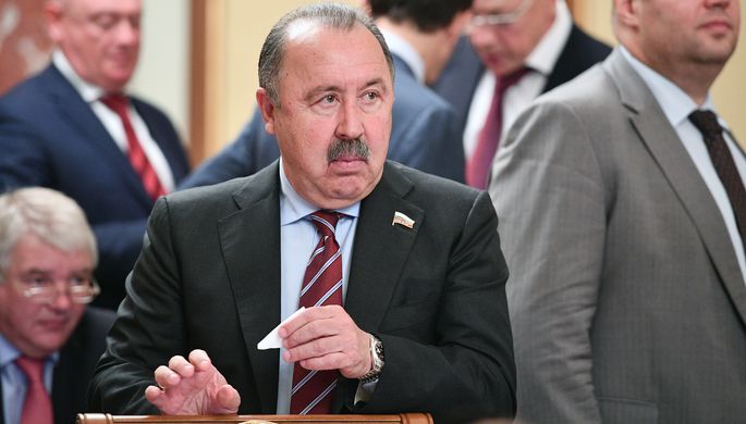 Заместитель председателя комитета Государственной Думы РФ по физкультуре и спорту Валерий Газзаев
