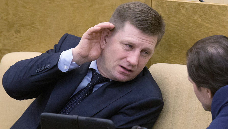 Председатель комитета Госдумы РФ по охране здоровья Сергей Фургал на пленарном заседании Государственной думы РФ, 2016 год