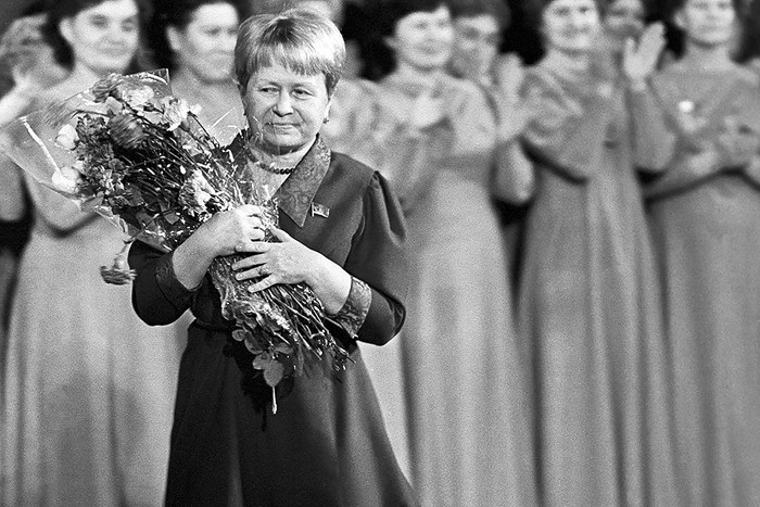 Праздник народного творчества «Люблю тебя, мой край родной». Гостья праздника композитор...