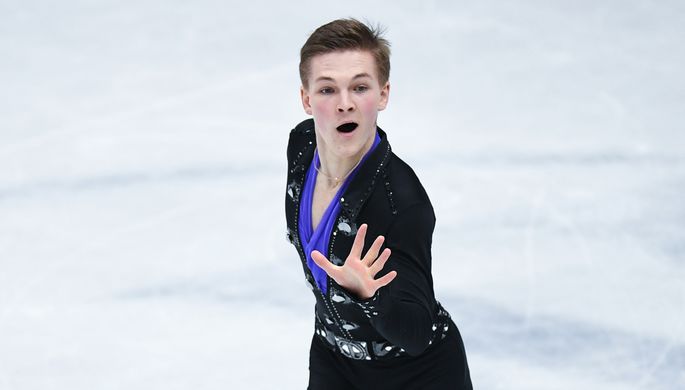 Российский фигурист Михаил Коляда