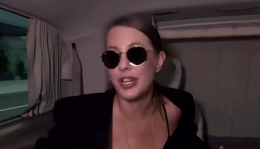 Журналистка Ксения Собчак заявила, что покрасится в блонд после седины