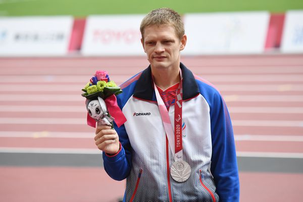 Российский спортсмен, член сборной России (команда ПКР) Евгений Швецов, завоевавший серебряную медаль в беге на 400 метров среди мужчин в классе Т36 на соревнованиях по легкой атлетике XVI летних Паралимпийских игр.