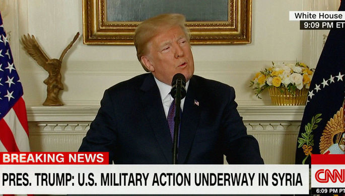 Президент США Дональд Трамп в Белом доме во время заявления о нанесении ударов по целям в Сирии, 14...