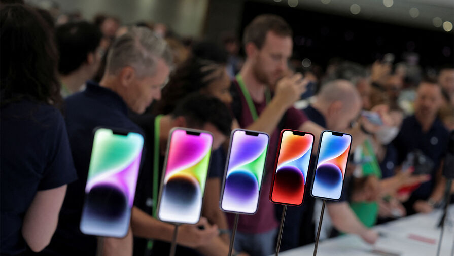 На Apple подали в суд из-за сбора данных пользователей iPhone