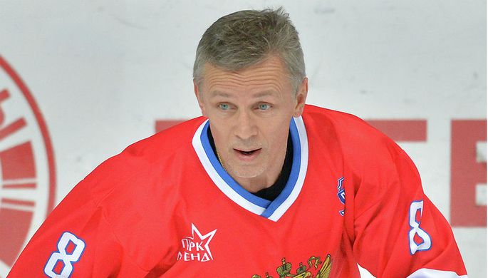 Игорь Ларионов