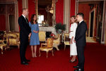 Герцог и герцогиня Кембриджские Уильям и Кэтрин во время встречи с президентом Украины Владимиром Зеленским и его супругой Еленой в Букингемском дворце, 7 октября 2020 года