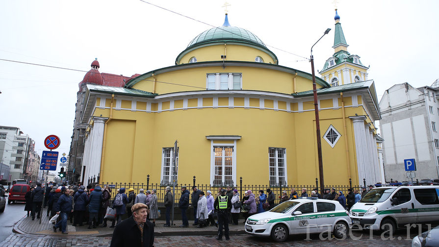 Прощание с&nbsp;Михаилом Задорновым в&nbsp;церкви Александра Невского в&nbsp;Риге, 15&nbsp;ноября 2017&nbsp;года