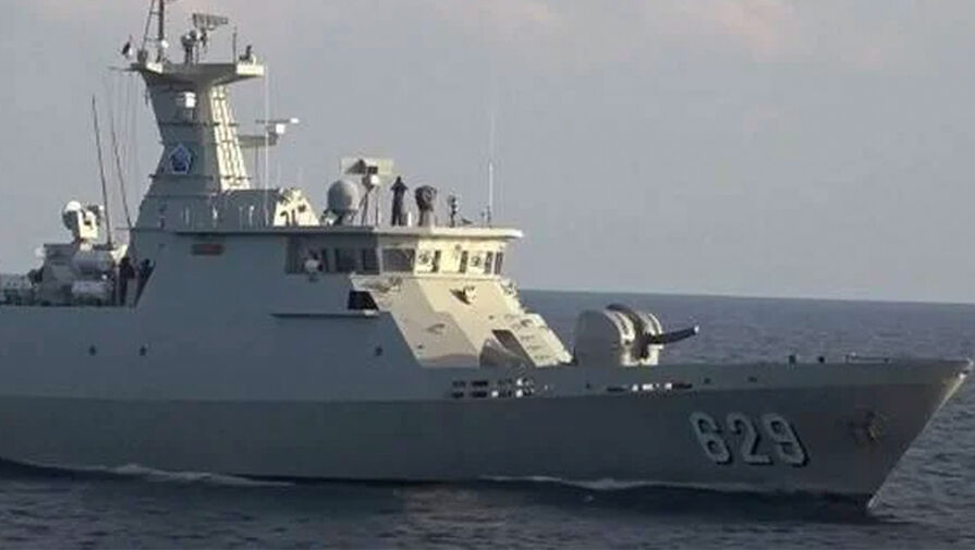 В сети появились кадры испытаний российской артустановки на индонезийском ракетном катере