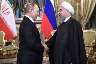 Владимир Путин и президент Ирана Хасан Роухани во время встречи в Кремле, 2017 год