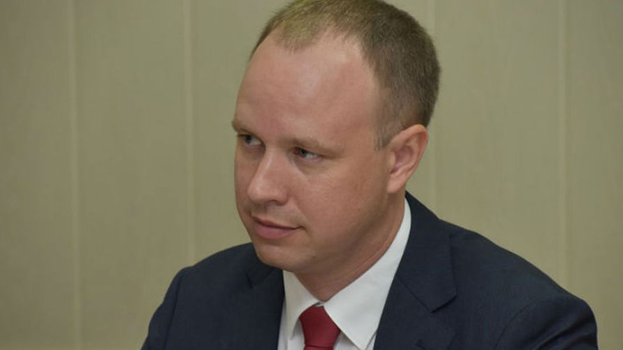Задержанного иркутского депутата обвинили в мошенничестве