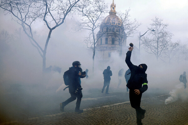 Протестующие против плана пенсионной реформы французского правительства в&nbsp;Париже, 31&nbsp;января 2023&nbsp;года