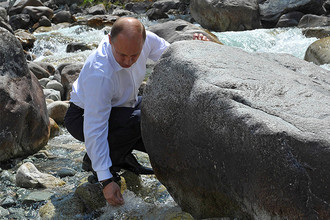 Президент России Владимир Путин во время поездки в Киргизию, 2013 год