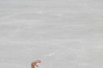Софья Самодурова во время выступления в произвольной программе женского одиночного катания на чемпионате Европы по фигурному катанию в Минске, 25 января 2019 года