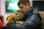 Родственники пассажиров потерпевшего крушение самолета А-321 авиакомпании «Когалымавиа» в аэропорту Пулково