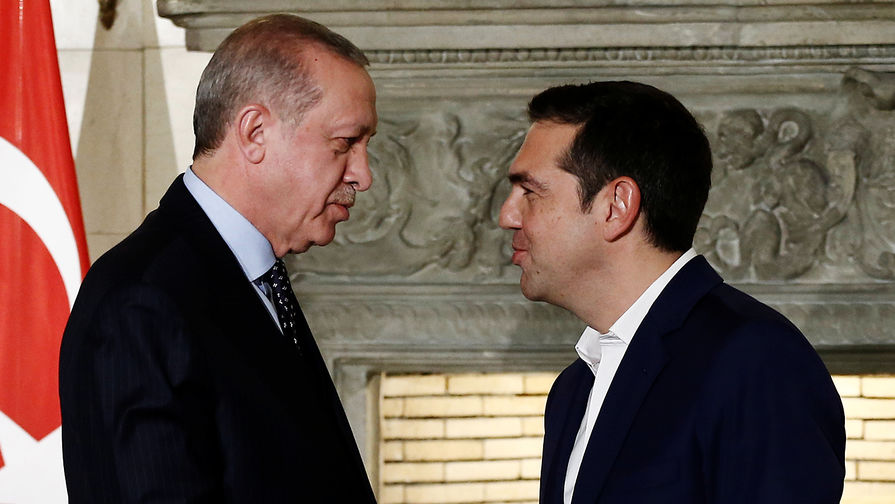 Премьер-министр Греции Алексис Ципрас и президент Турции Реджеп Тайип Эрдоган во время встречи в Афинах, 7 декабря 2017 года