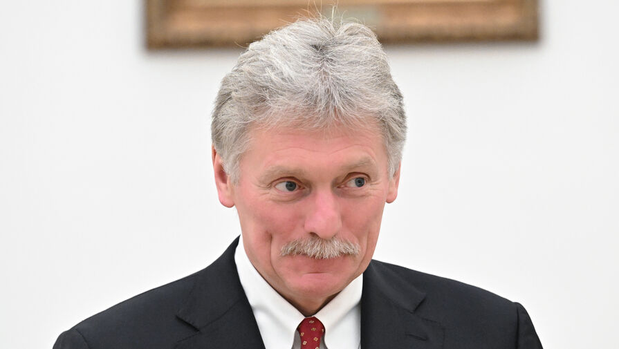 Песков провел параллель между опасениями с ИИ и появлением ткацких станков