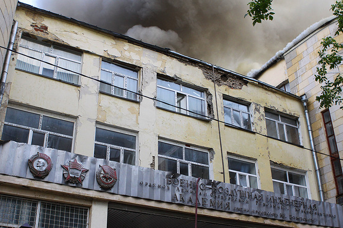 Пожар в Военной академии имени Жуковского вспыхнул во время разрезания макетов бомб и деталей самолетов