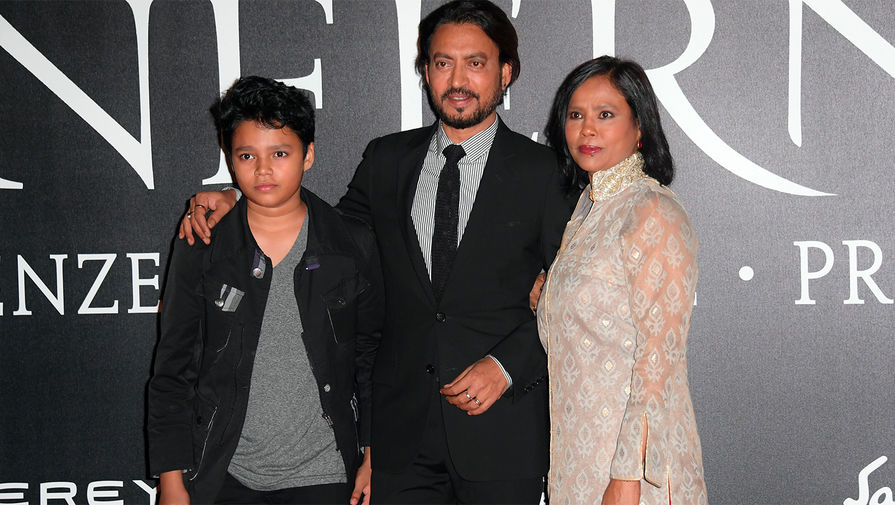 Ирфан Кхан с женой и сыном на премьере фильма «Инферно» во Флоренции, 2016 год
