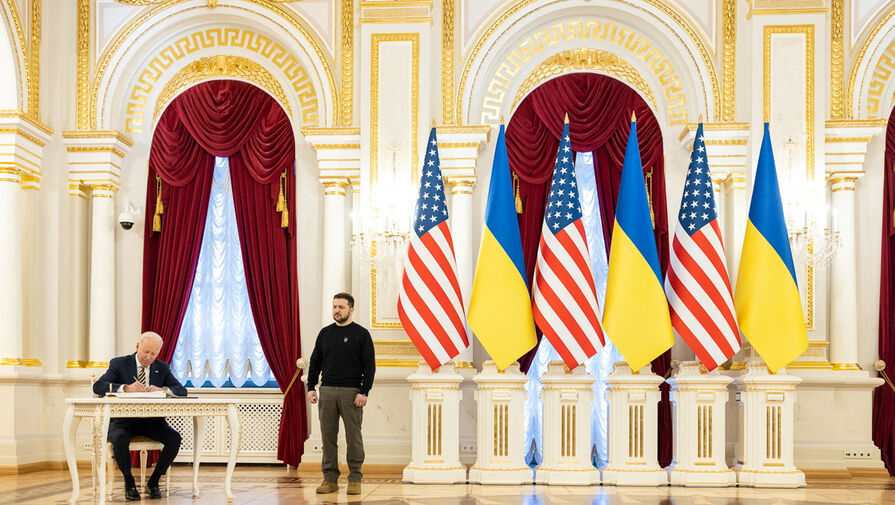 Байден сообщил, что США и союзники передадут Украине около 700 танков