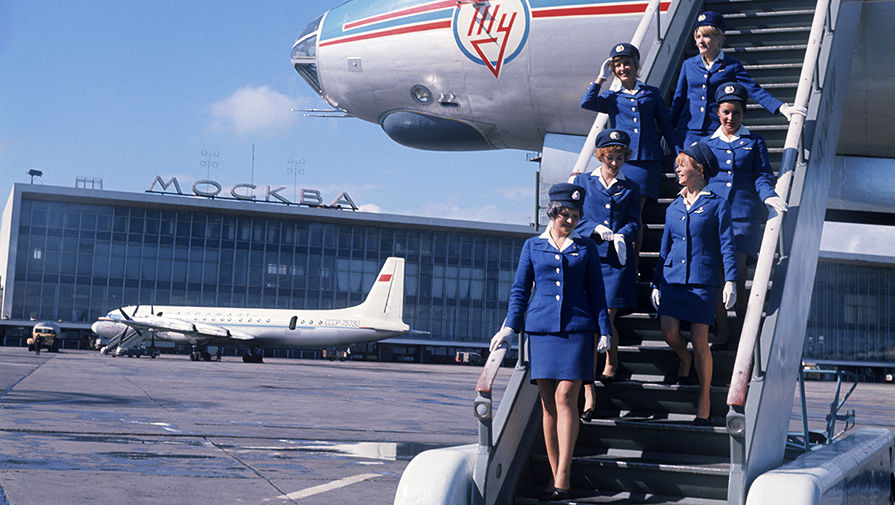 Стюардессы в&nbsp;аэропорту Домодедово, 1974&nbsp;год