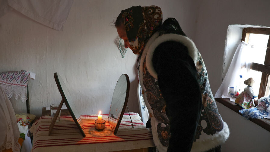 Религиовед назвал гадания богопротивной практикой