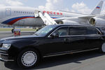 Президентский служебный автомобиль Aurus Senat президента России Владимира Путина во время встречи в аэропорту Хельсинки, 16 июля 2018 года
