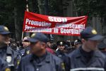 Столкновения верующих с ЛГБТ-активистами в Тбилиси