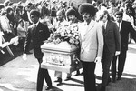 Друзья на похоронах Джими Хендрикса в Сиэтле, 1970 год