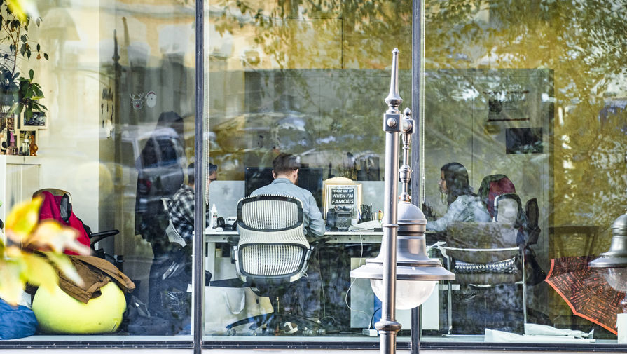 "Нет шансов продвинуться в карьере": чем плох массовый наем сотрудников