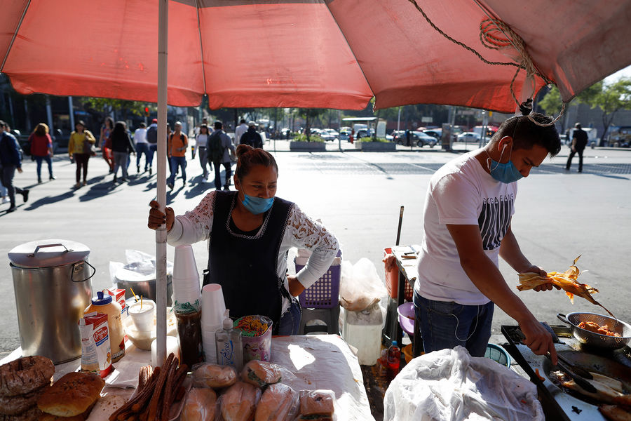 Уличные торговцы в Мехико