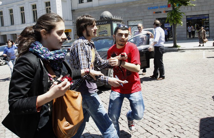 Столкновения верующих с&nbsp;ЛГБТ-активистами в&nbsp;Тбилиси
