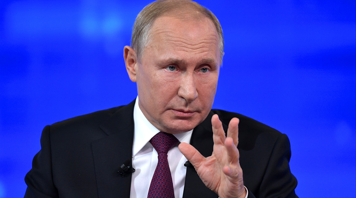 Прямая линия Путина длится больше четырех часов
