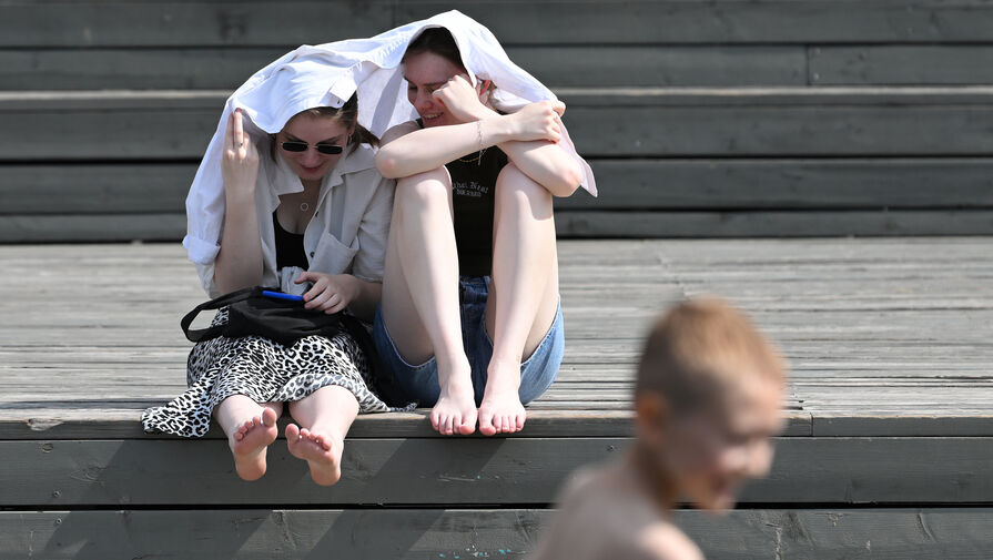 Гидрометцентр предупредил о сорокаградусной жаре на юге России