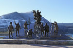 Памятник гидростроителям на территории Саяно-Шушенской ГЭС