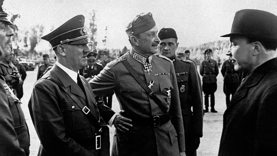 Адольф Гитлер и Карл Густав Маннергейм
