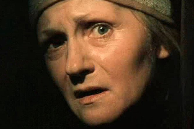 Клара Румянова в картине «Мёртвые души» (1984)