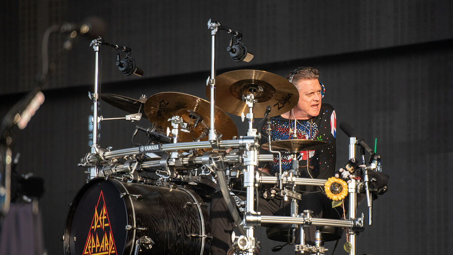 Подросток напал на однорукого барабанщика Def Leppard
