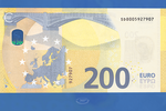 Новые банкнота в размере €200