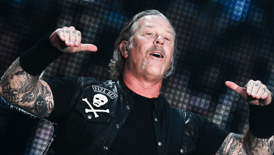 Вокалист Metallica заразился коронавирусом во время двухлетнего турне группы
