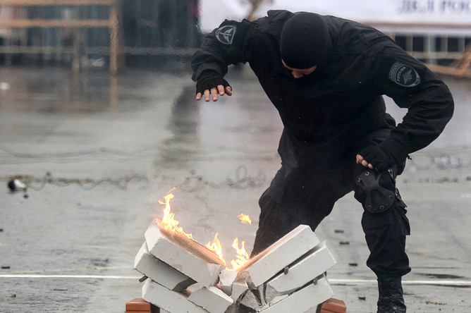 Участник ежегодного спортивного праздника московской полиции