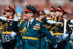 Военнослужащие на генеральной репетиции военного парада в Москве, 7 мая 2017 года