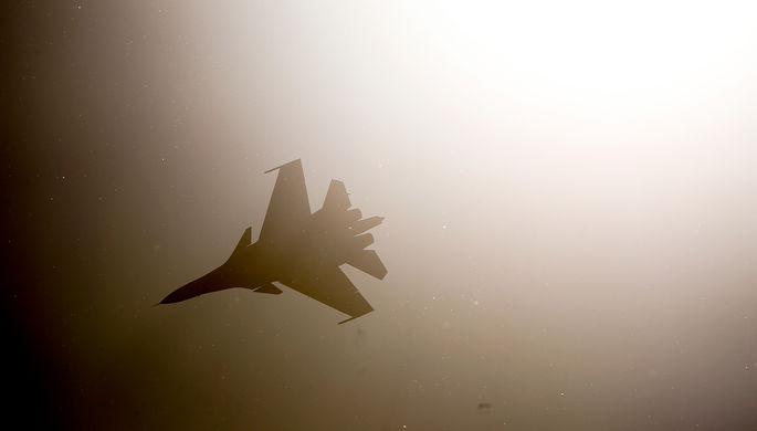 США обвинили Россию в «небезопасном» перехвате самолета над Черным морем